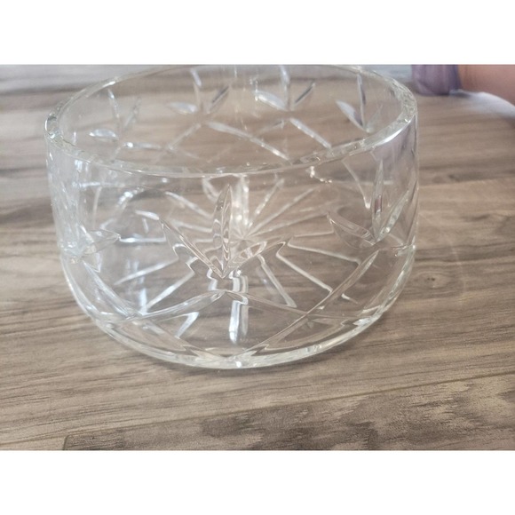 Large Crystal Dish - Picture 1 of 8